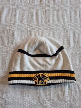 Reebok Boston Bruins mens white beanie VGUC